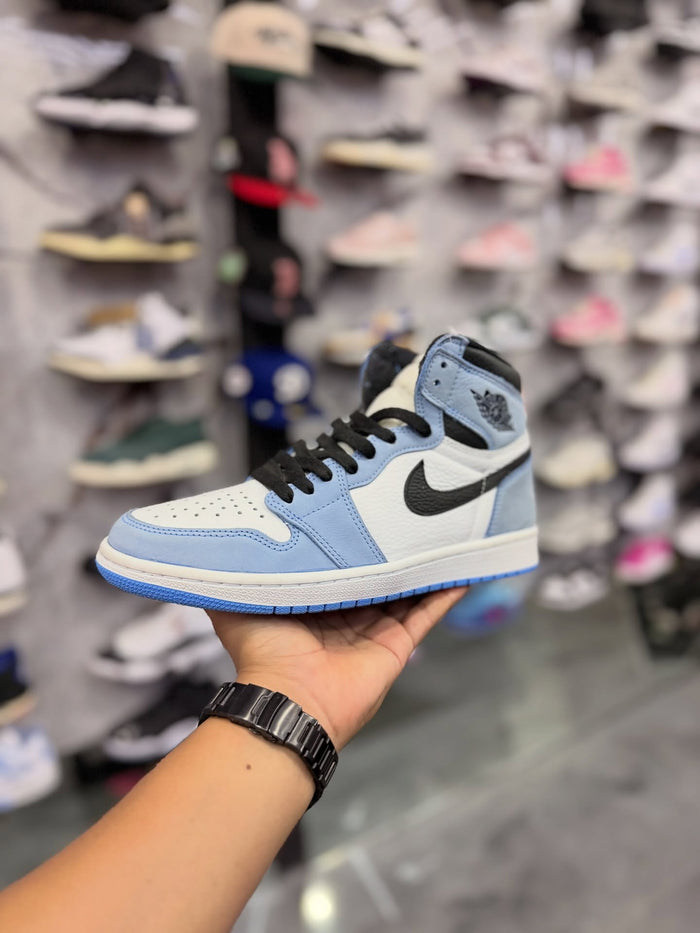 JORDAN 1 HIGH UNIVERSITY · foto 1 · besneaker Instagram