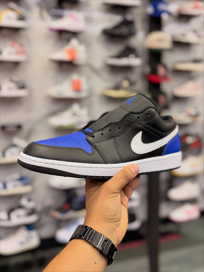 JORDAN 1 LOW GAME ROYALE · foto 1 · besneaker Instagram