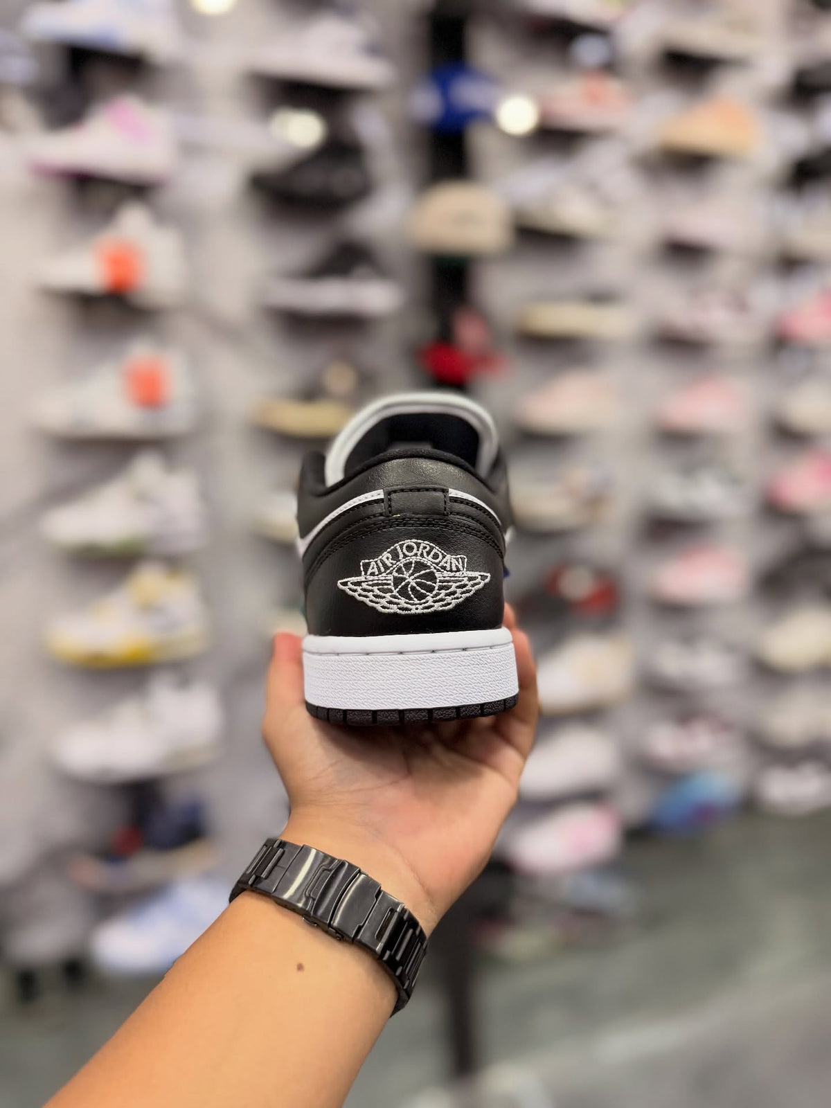 JORDAN 1 PANDA LOW · foto 2 · besneaker Instagram