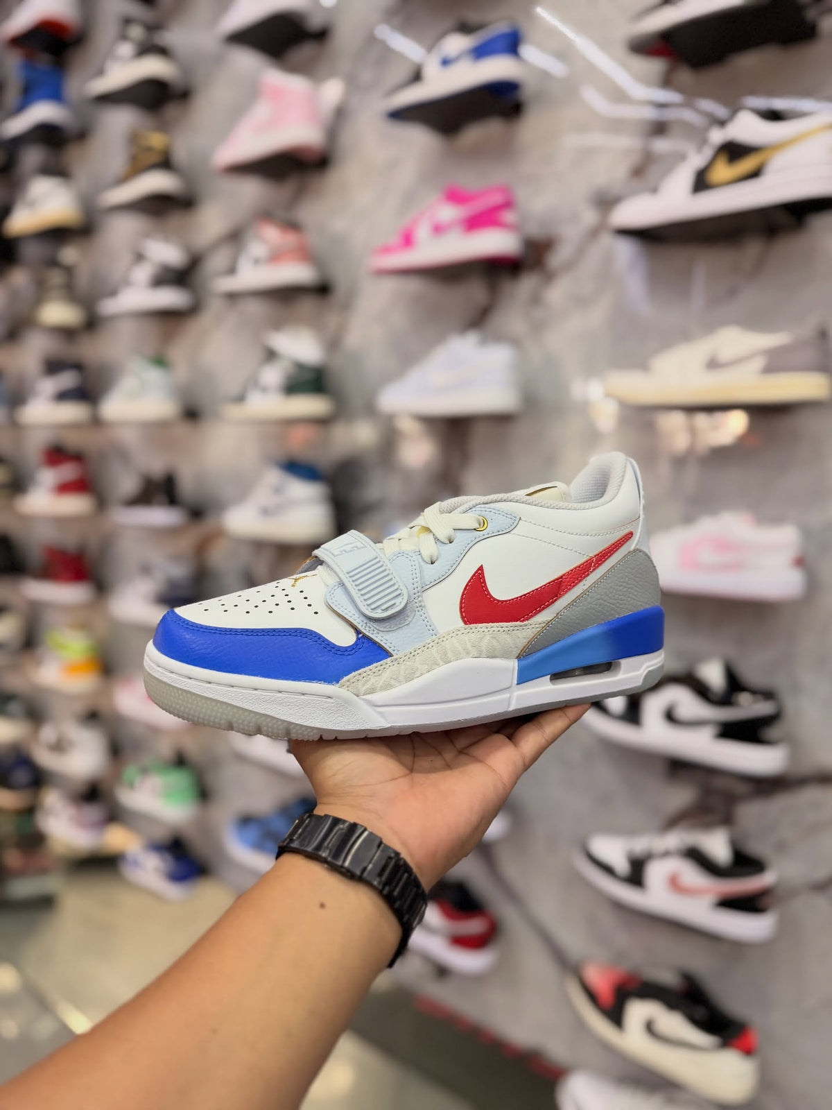 JORDAN LEGACY 312 · foto 1 · besneaker Instagram