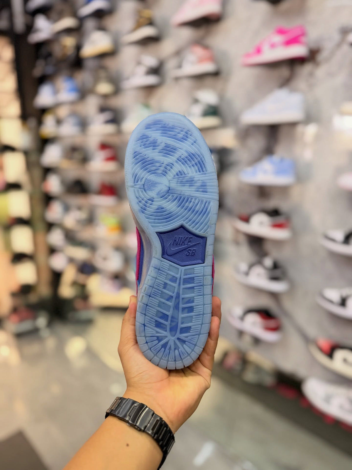 DUNK SB ROYALE RUN · foto 3 · besneaker Instagram