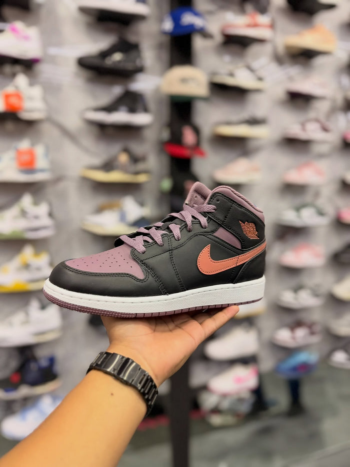 JORDAN 1 MID MAUVE · foto 1 · besneaker Instagram