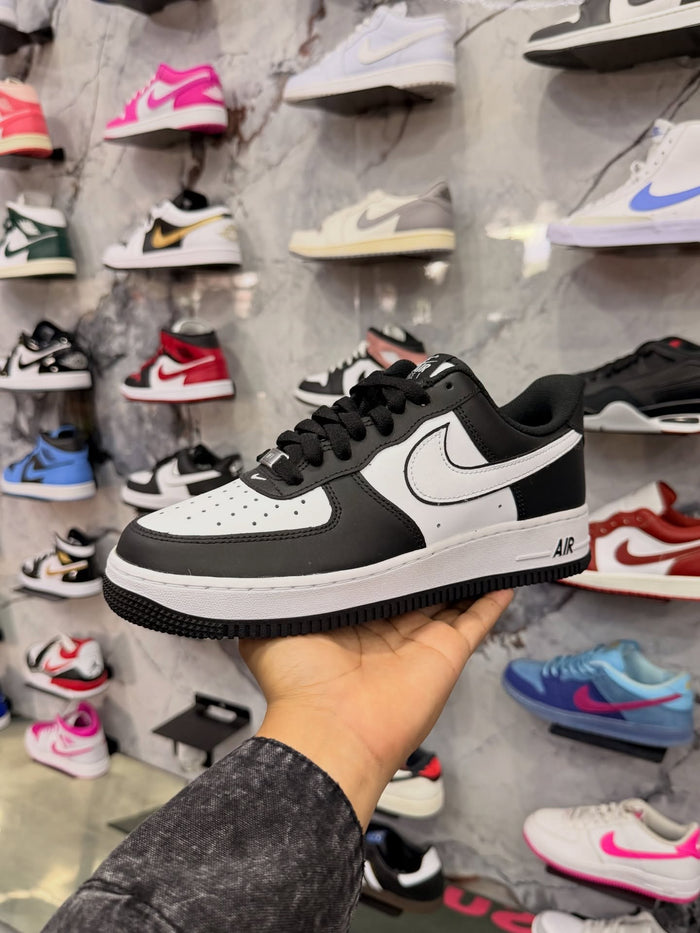 AF1 PANDA · foto 1 · besneaker Instagram
