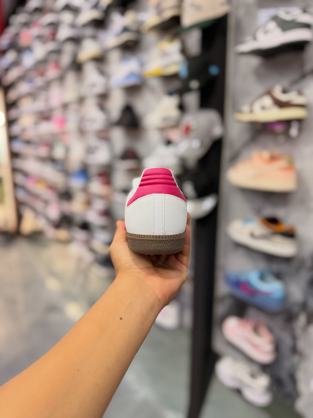 Adidas samba · foto 2 · besneaker Instagram