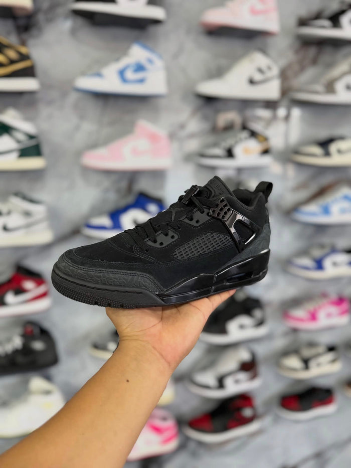 JORDAN SPIZIKE BLACK CAT