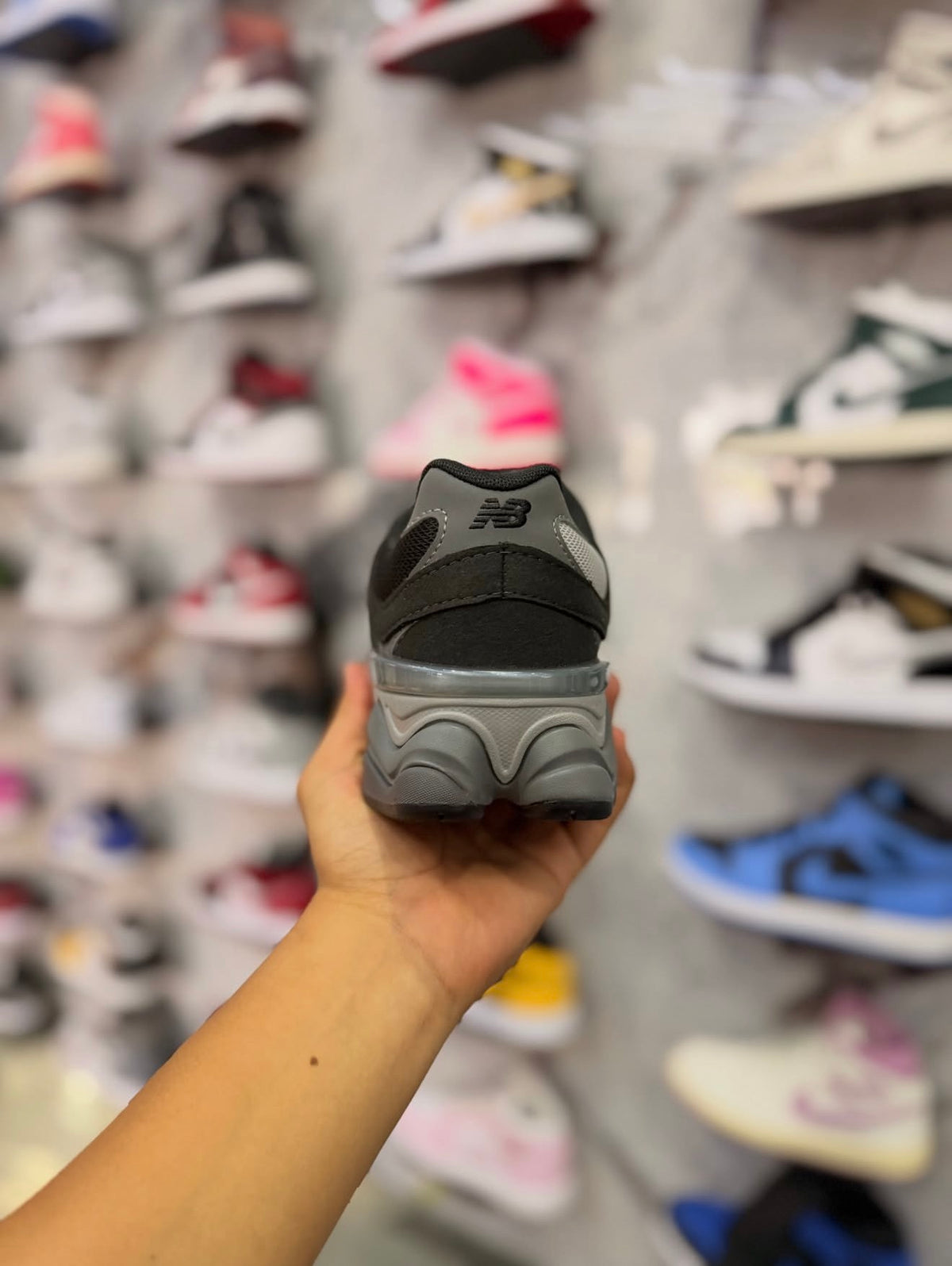 NEW BALANCE 9060
