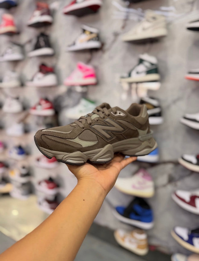 NEW BALANCE 9060