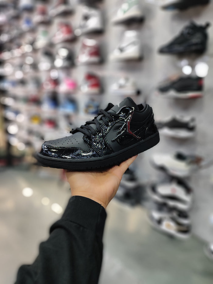 JORDAN 1 LOW BLACK CROC