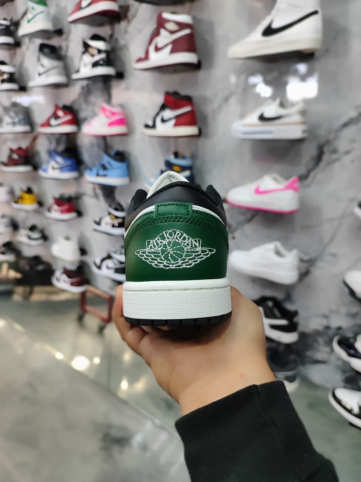 JORDAN 1 LOW GORGE GREEN