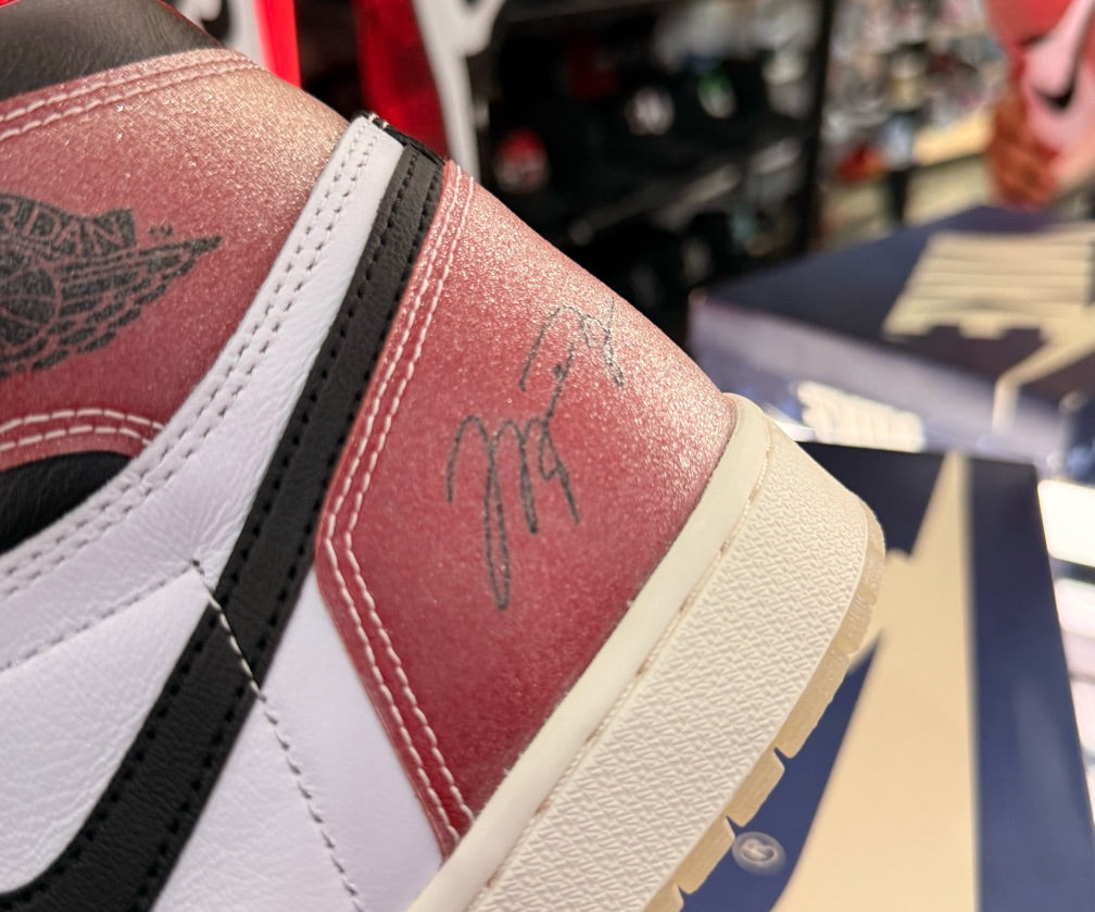 JORDAN 1 HIGH TROPHY ROOM