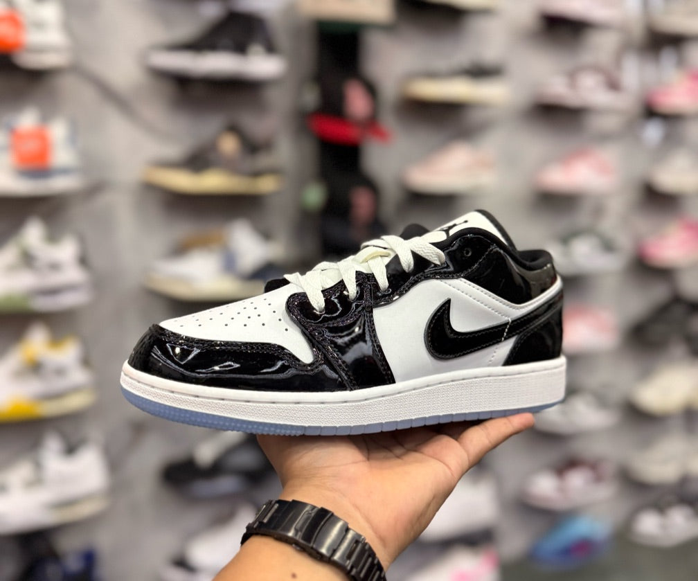 JORDAN 1 LOW CONCORD