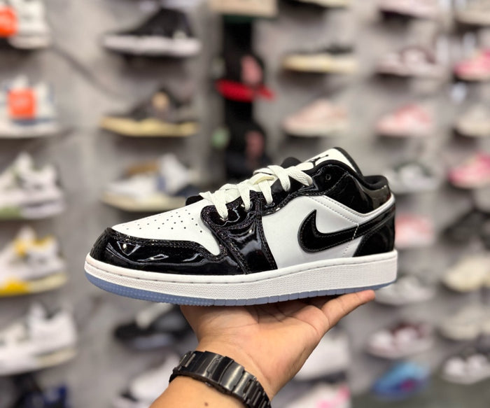 JORDAN 1 LOW CONCORD