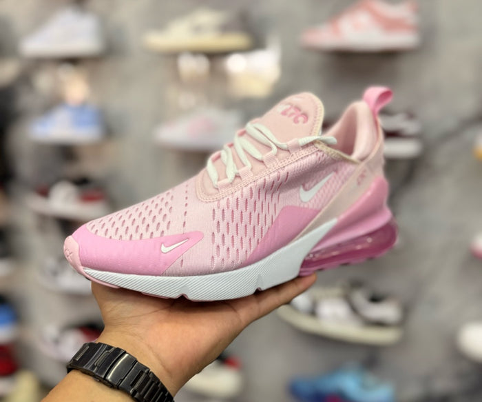 NIKE AIRMAX 270