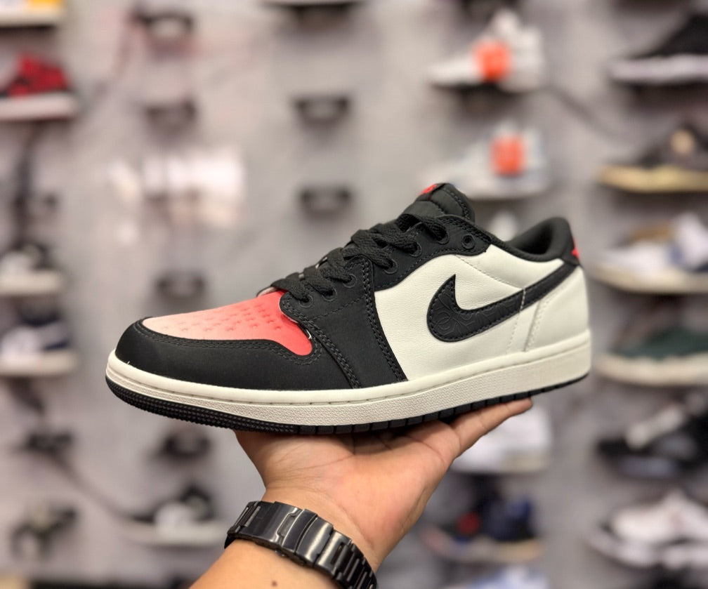 JORDAN 1 LOW PSG