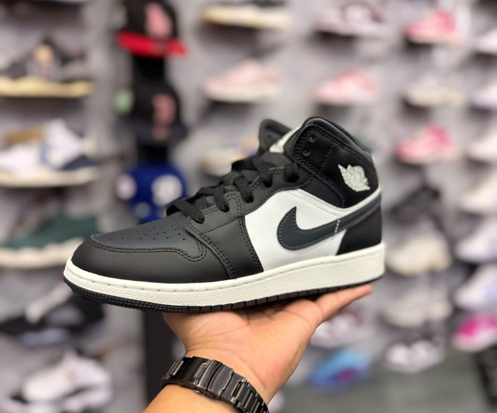 JORDAN 1 MID OFF NOIR