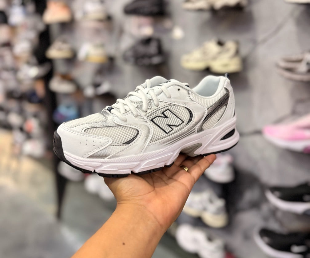 NEW BALANCE 530