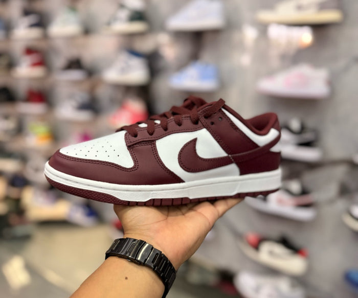 DUNK LOW TEAM RED