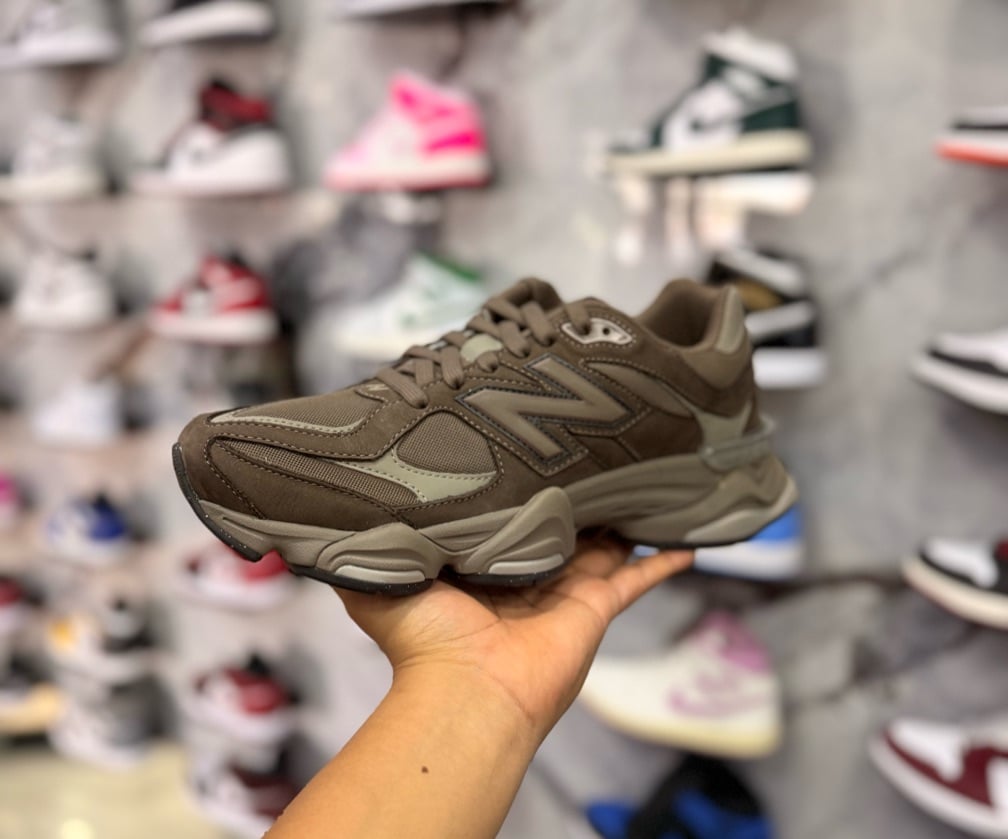 NEW BALANCE 9060