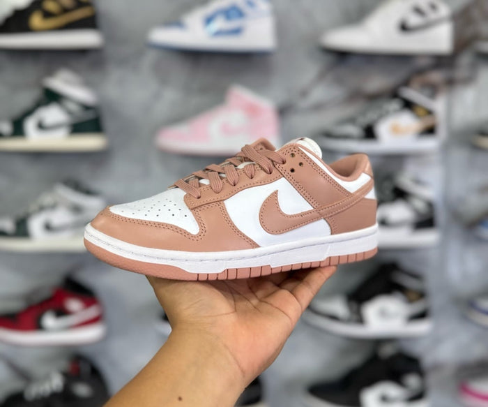 DUNK LOW WHISPER