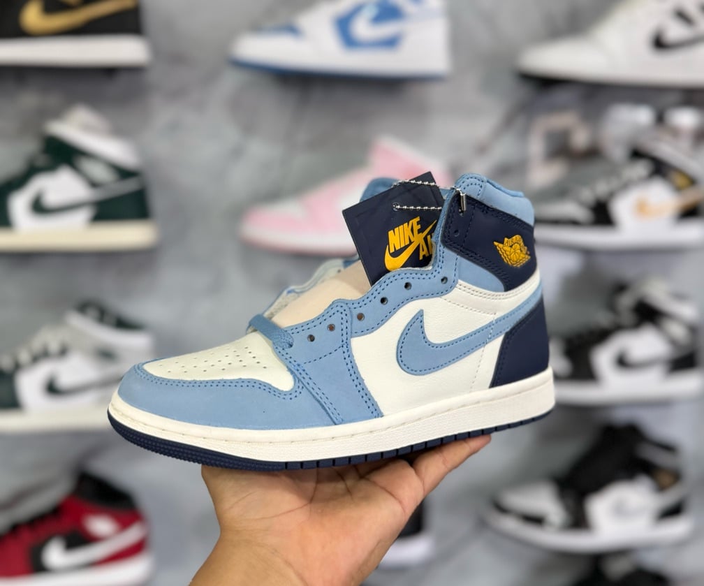 JORDAN 1 HIGH FIRST IN FLIGHT