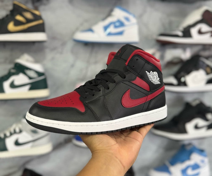 JORDAN 1 MID VARSITY RED