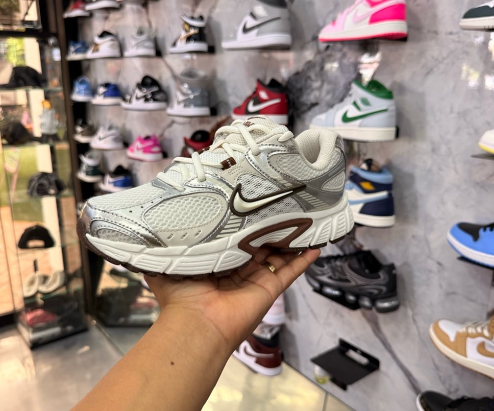 Nike v5 rnr